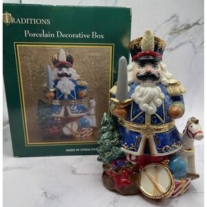 Vintage 6" Traditions Porcelain Christmas Santa Soldier trinket‎ box